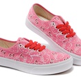 Giày Hello kitty Authentic