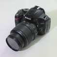 Bán bộ DSLR Nikon D5100 len 18 55mm VR đầy đủ hộp.