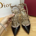 CÓ SẴN Dior, Louboutin, Salvatore, Valentino đinh tán, Prada ... Sale 50% chỉ từ 300k Có hình thật Mua hàng đảm bảo