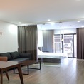 Cho thuê căn hộ dịch vụ tại Tô Ngọc Vân, Tây Hồ, 50m2, 1PN, ban công, đầy đủ nội thất hiện đại