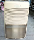 Bán máy hút ẩm Hitachi RD 8010D, Made in Japan, công suất hút 8l