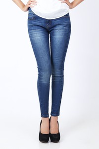 Quần jeans nữ mài nhẹ