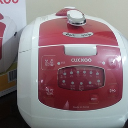 Nồi cơm điện Cuckoo nội địa Hàn Quốc CRP-FA0621MR