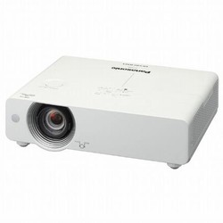 Máy chiếu Panasonic PT LB330A