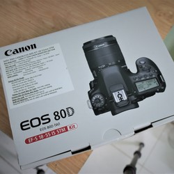Canon EOS 80D Kit 18 55 stm mới 100% nguyên seal