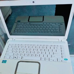 Bán Laptop toshiba L840 core i3 nguyên zin chưa bung máy
