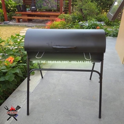 Bếp nướng than hoa ngoài trời Barrell Charcoal Grill có nắp đậy