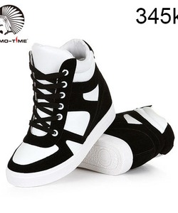 Giày sneaker thể thao nữ