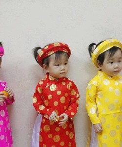 Áo dài trẻ em gấm Thái Tuấn loại 1 giá tốt