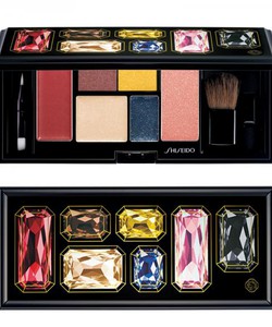 Thanh lý hộp phấn Shiseido Sparkling Party Palette Giáng SInh năm nay