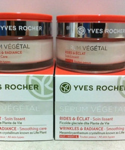 Dòng tinh chất dưỡng Yves rocher Hàng xách tay 100% đúng hãng của Pháp.
