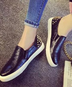 Chuyên sỉ Giày Slip on Hàng chất Giá tại Xưởng Mẫu Mới Gửi hàng Toàn quốc