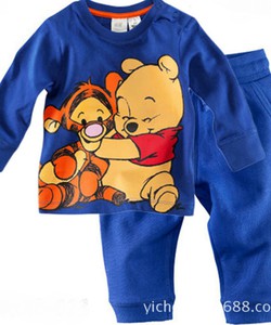 Gấu store : Bộ thu đông hoạt hình 100% coton cho các bé từ 2 đến 7 tuổi.