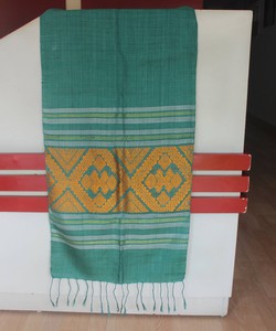 Chuyên phân phối các loại khăn, thảm thổ cẩm của Việt Nam