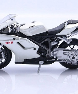 Xe mô hình 1 /18 Ducati 848 trắng bạc