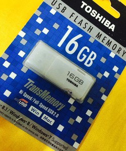 Usb toshiba 16g chính hãng