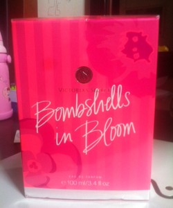 Nước hoa hàng hiệu chính hãng Victorias Secret Bombshells