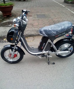 Xe đạp đIện nhập khẩu chính hãng 2016 vespa, giant m133s, zoomer, milan...Khuyến mạI giảm giá và nhiều quà tặng giá trị