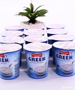 Sữa chua Hy Lạp Greek Dâu,đào,hqua .Ăn kiêng,dưỡng da,dinh dưỡng Giá 10.000/hộp.Bán sỉ lẻ ship hàng nội thành ngoại tỉnh