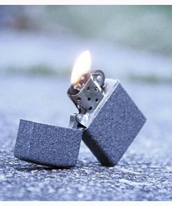 Mua Zippo chĩnh hàng và Zippo xuất Nhật tại Hà Nội chỉ với 650.000đ