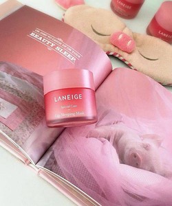 Mặt nạ ngủ môi Laneige