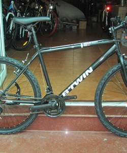 Xe đạp thể thao Btwin RR300 nhập khẩu nguyên chiếc chính hãng của Pháp