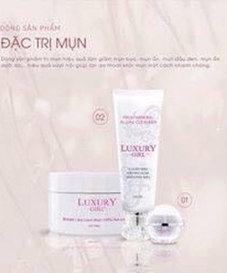 Bộ sản phẩm đặc trị mụn