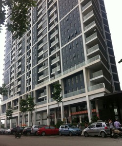 Bán gấp căn hộ Làng việt kiều châu âu, dt 104m2, có đủ nội thất:giá 25 triệu/m2.