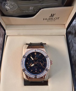 Liên tục cập nhật những mẫu HUBLOT đẹp nhất tới khách hàng 