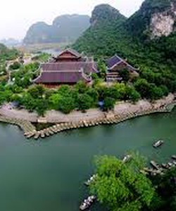 Tour du lịch lễ hội Bái Đính Tràng An Hoa Lư 1 ngày