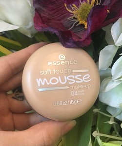 Phấn tươi Essence Mousse của Đức