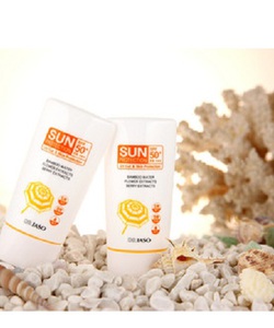 Kem dưỡng da chống nắng Sun Protection SPF50