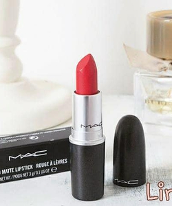 Son Mac Ruby Woo cực đẹp cho các nàng đây