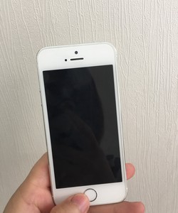 IPhone 5S 16GB Silver bản Quốc tế zin all 100%