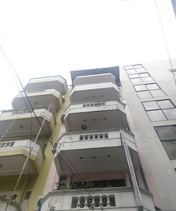 Cho thuê phòng tầng 4 tầng 5, tại số 1 ngõ 367, đường Hoàng Quốc Việt, quận Cầu Giấy, Hà Nội.