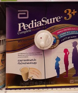 Sữa Pediasure 3 hàng xách tay Thái Lan