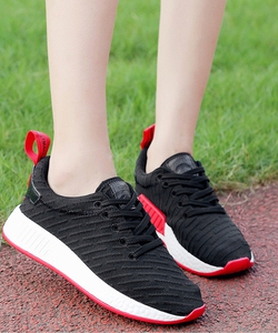 Bán giày thể thao Sneaker giá rẻ