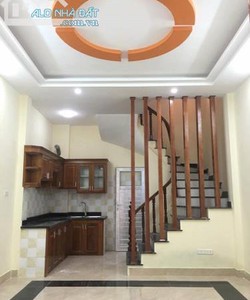 Bán nhà phố Bằng A, Hoàng Liệt, 32m2, 5 tầng, đi bộ ra hồ Linh Đàm, chỉ 2.050 tỷ.