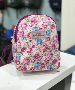 Cần thanh lý 30 balo Cath Kidston