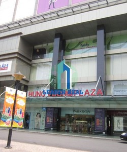 Cho thuê căn hộ Hùng Vương Plaza Q5.126m,3pn,3wc đầy đủ nội thất cao cấp.các phòng ngủ view về Q1.giá 18tr/th