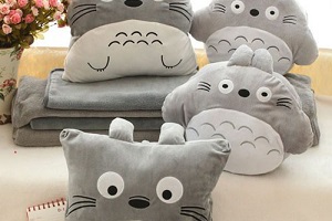 Bộ chăn gối 3 trong 1 hình Totoro (hình vuông)