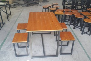 Bàn ghế gỗ khung sắt, bàn ghế gỗ chân sắt, bàn ghế gỗ thông chân sắt MN86