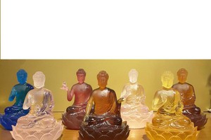 Bộ tượng Phật Dược sư bằng lưu ly