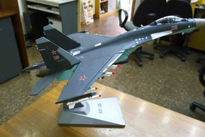 Mô hình máy bay chiến đấu Su35