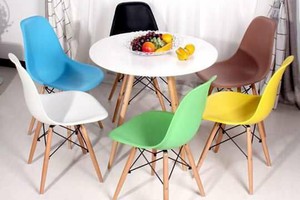 bàn ghế cafe eames nhập khẩu gía tốt