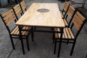Bộ bàn ghế ăn nhà hàng sắt gỗ trong và ngoài trời.