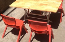 Bàn gỗ tự nhiên 650k ghế 100k 1 chiếc