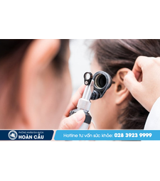 Lỗ tai chảy nước vàng có nguy hiểm không