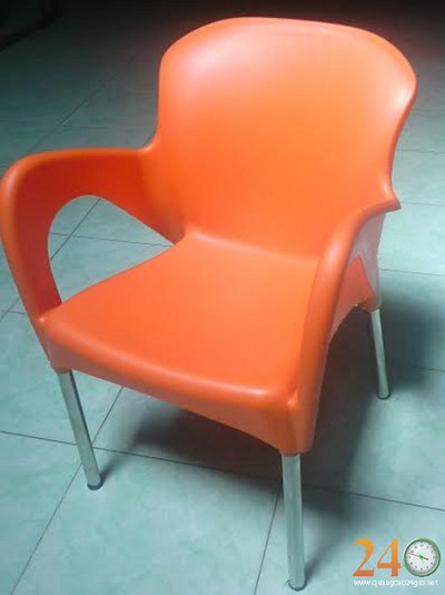 thanh lý bàn ghế nhựa đúc giá rẻ