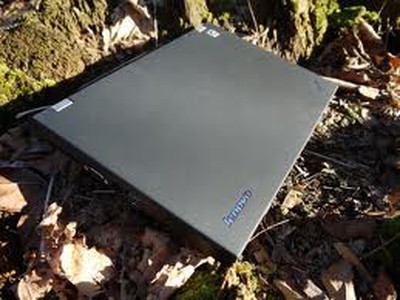 Laptop IBM T420 bền bị vượt thời gian